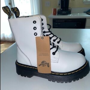 Dr.Martens boots